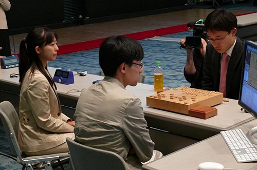 Exhibition game between Kato Yukio and Tanase Shogi
